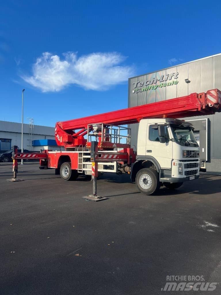 Bronto S37XDT LKW-Arbeitsbühnen