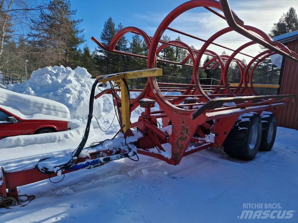 Keltec  Bale Chaser Ballenanhänger