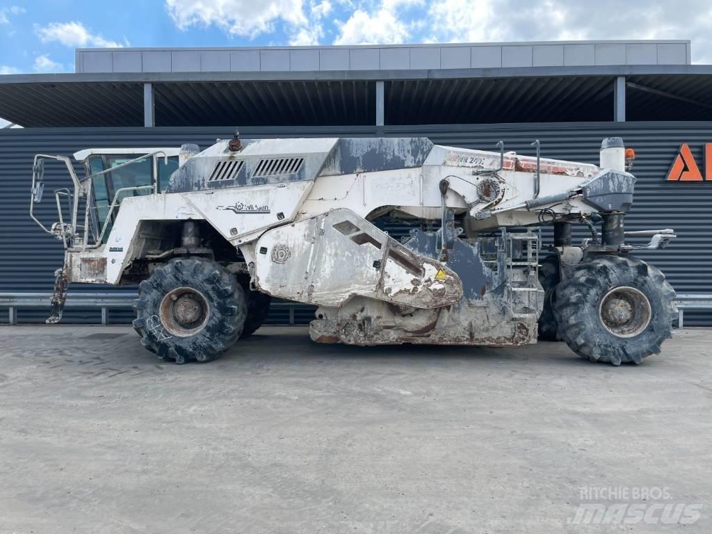 Wirtgen WR 240I Asphalt-Recycler