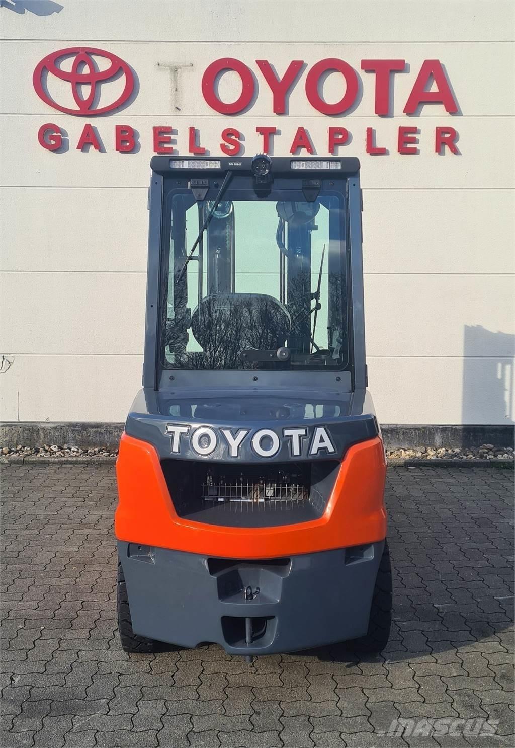 Toyota 52-8FDJF35 Diesel heftrucks