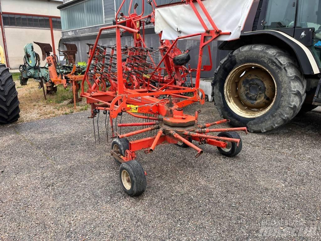 Kuhn GA 4121 G M Kreiselheuer/-wender