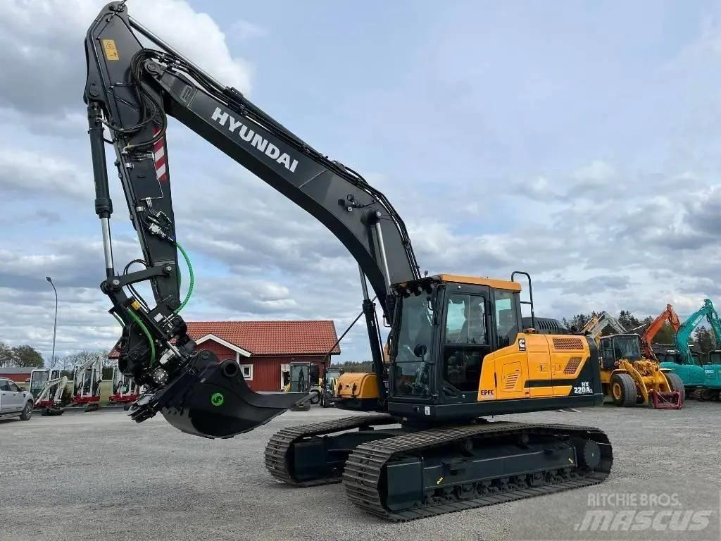 Hyundai HX 220 Raupenbagger