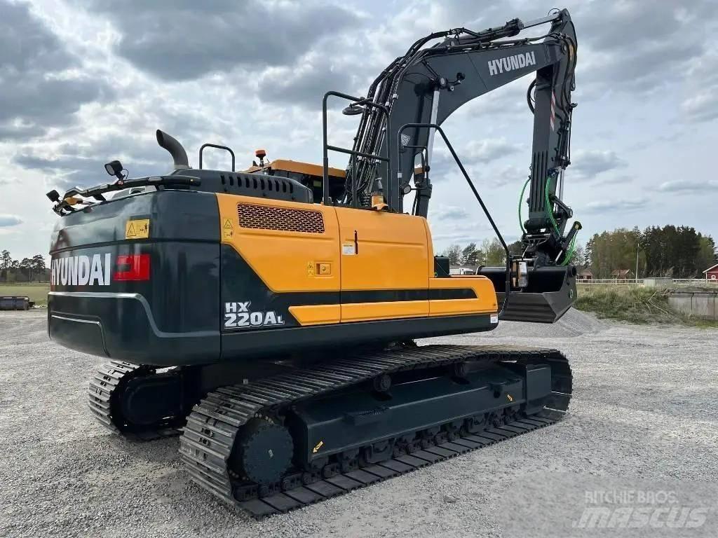 Hyundai HX 220 Raupenbagger
