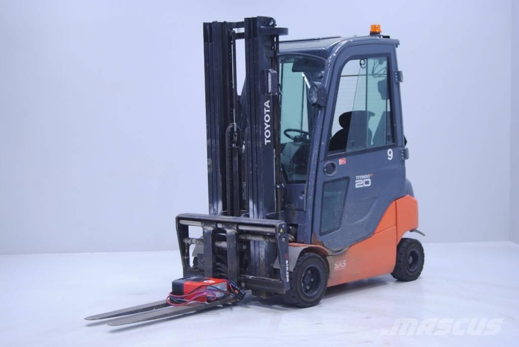 Toyota 8FBMK20T Elektrische heftrucks
