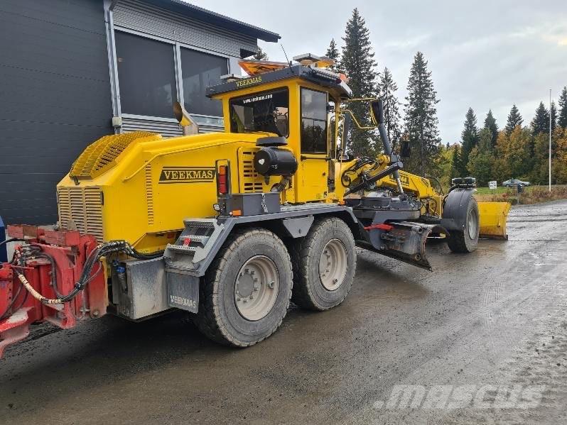Veekmas FG 244 Grader