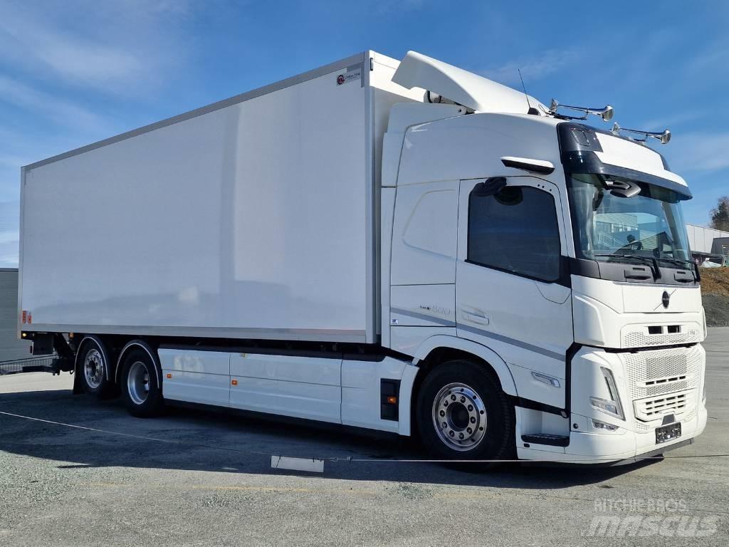 Volvo FM500 6x2 Kofferaufbau