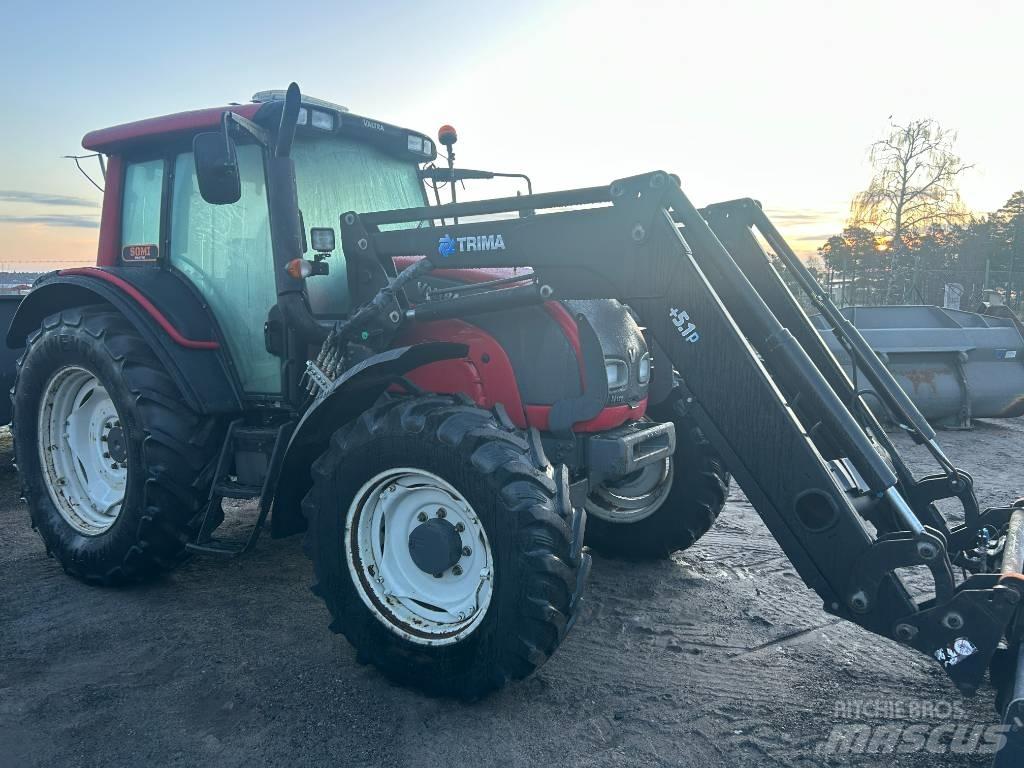 Valtra N 111 Traktoren