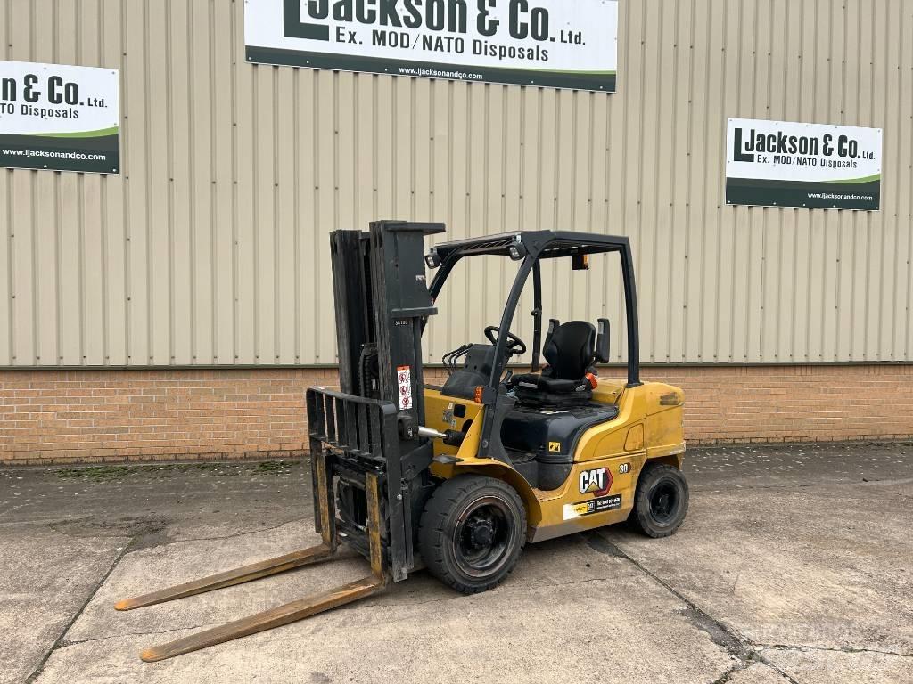 CAT DP 30 N Diesel heftrucks