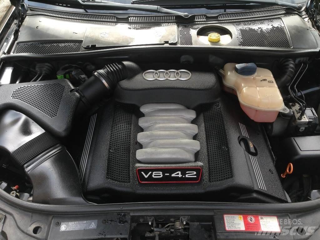 Audi GH-4BANKF PKWs