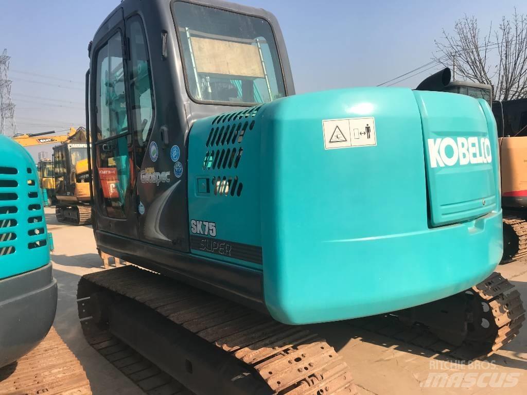 Kobelco SK 75 CSR Raupenbagger
