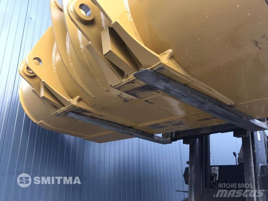 CAT 962M Schaufeln