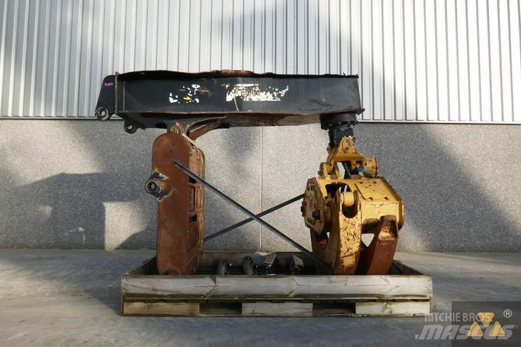 CAT 525D Grapple Transport Sonstige