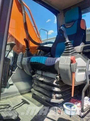 Doosan DX 340 LC Raupenbagger