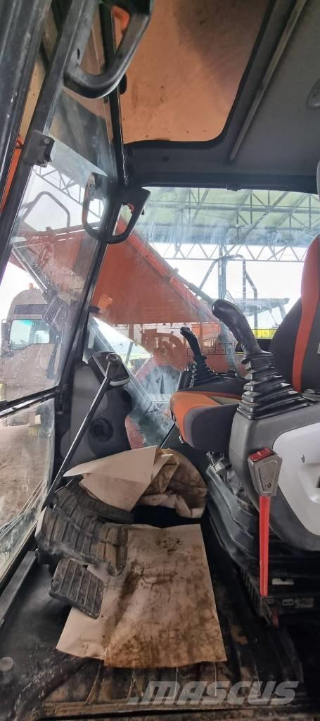 Doosan DX 140LC-5 Raupenbagger