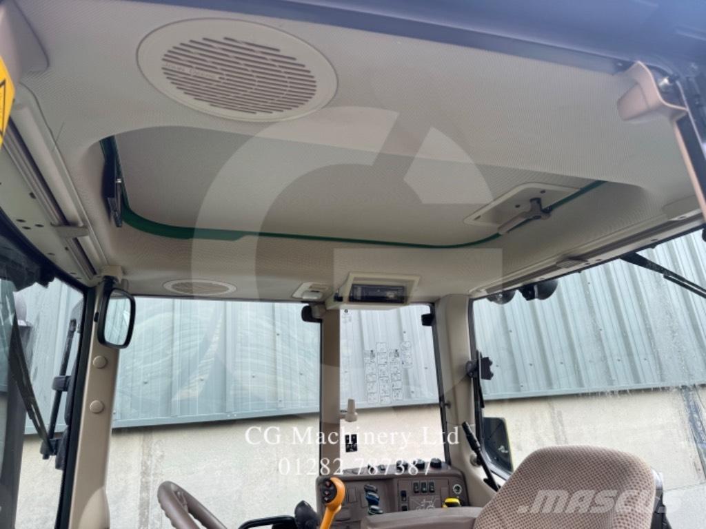 John Deere 6130 M Traktoren