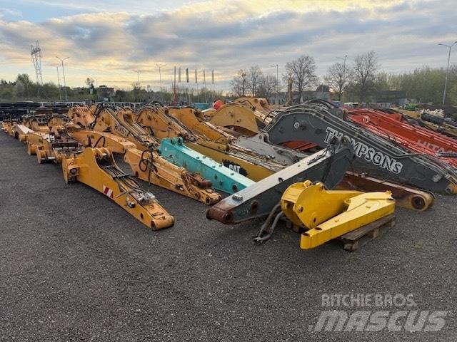 Liebherr OKLAPOWANIE Chassis