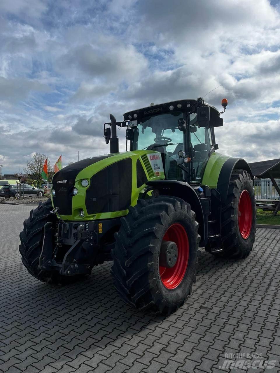 CLAAS Axion 940 Traktoren