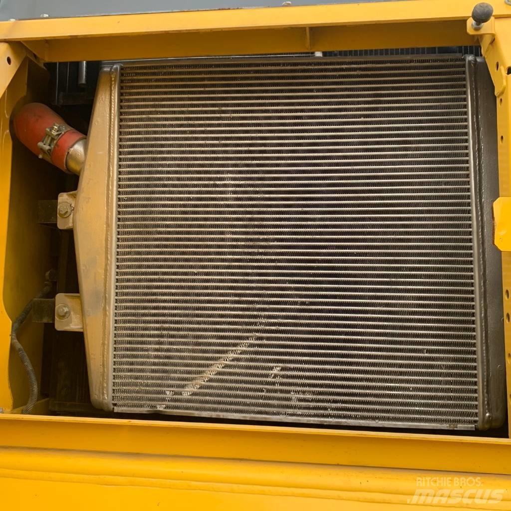 Komatsu PC450-8 Raupenbagger