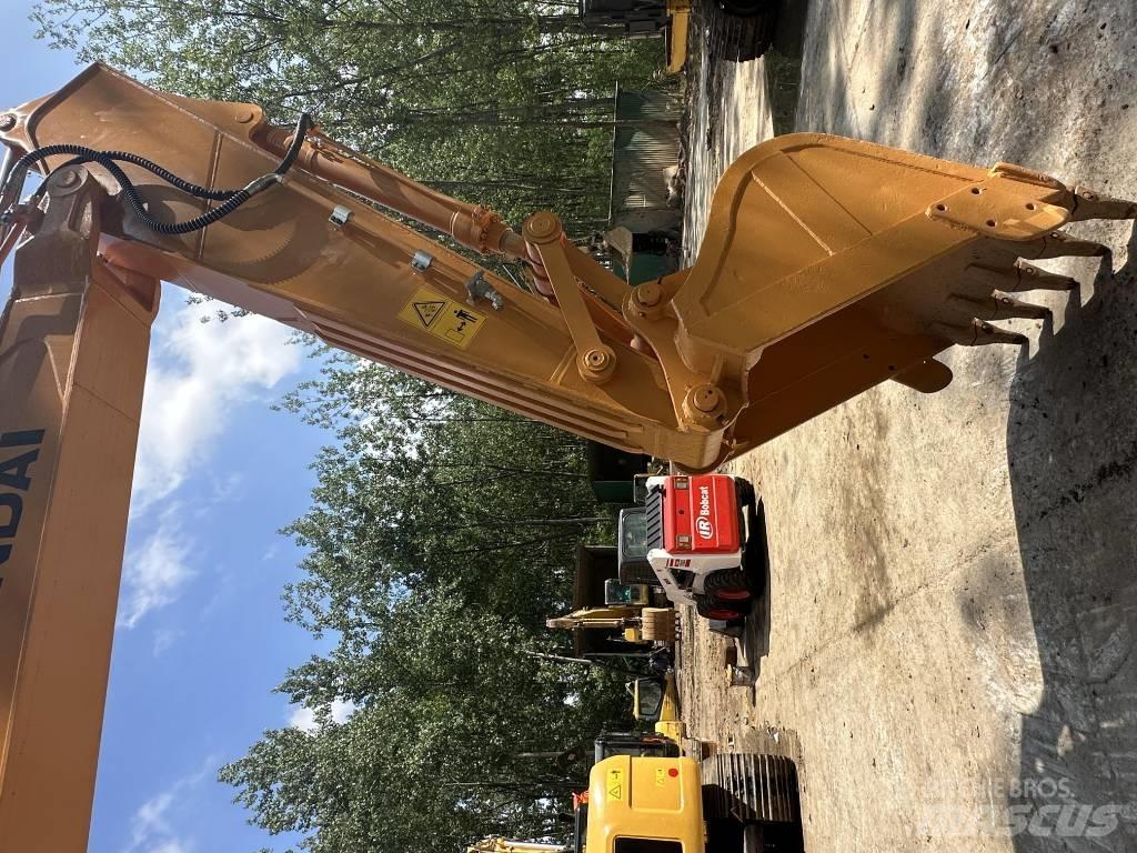 Hyundai 220LC-9S Raupenbagger