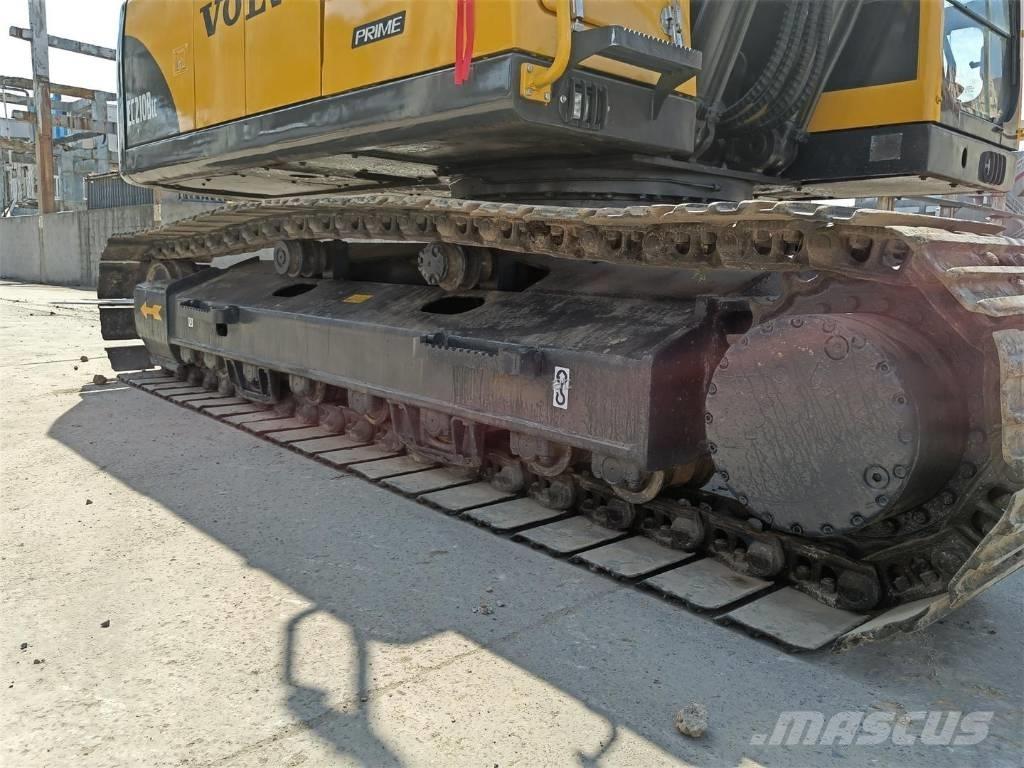 Volvo EC210B Raupenbagger