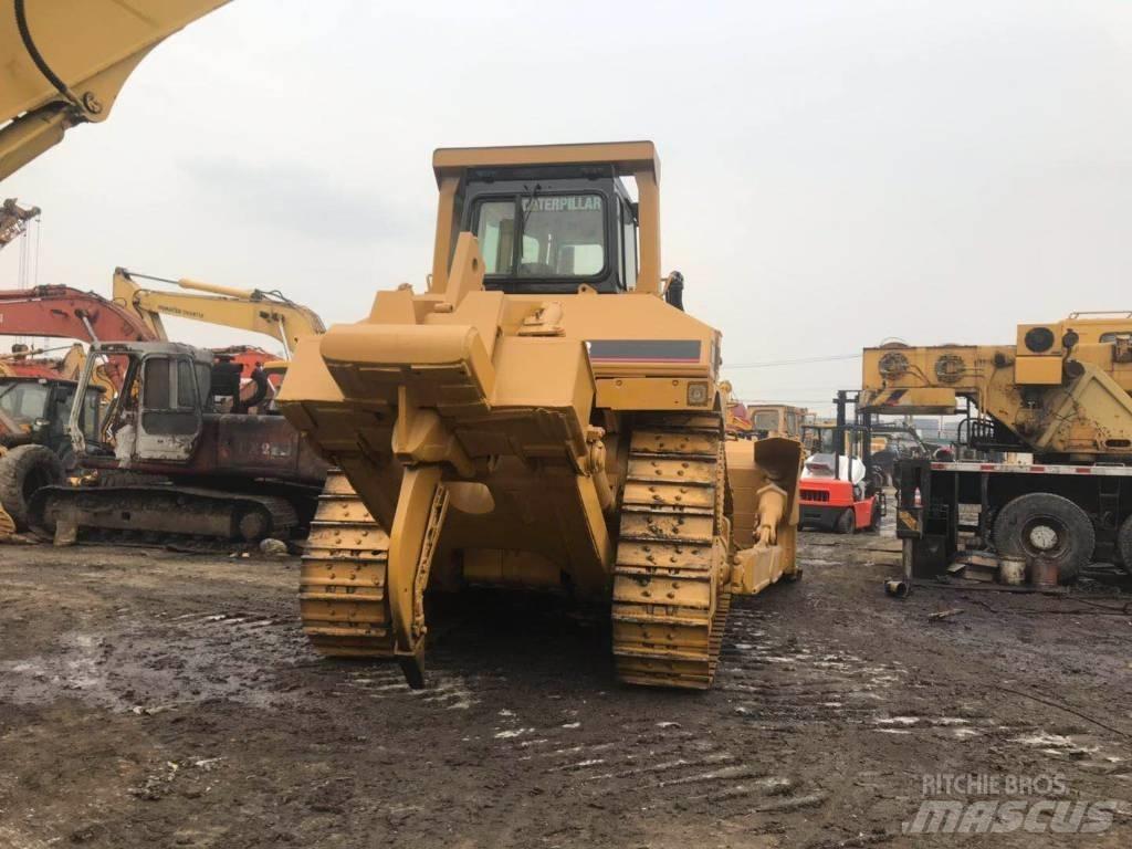CAT D8N Bulldozer