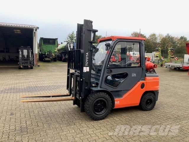 Toyota 02-8FGJF35 Sonstige Landmaschinen
