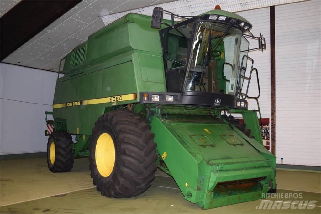 John Deere 2064 Mähdrescher