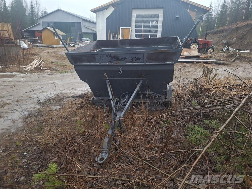  Hiekotinvaunu Sand- und Salzstreuer