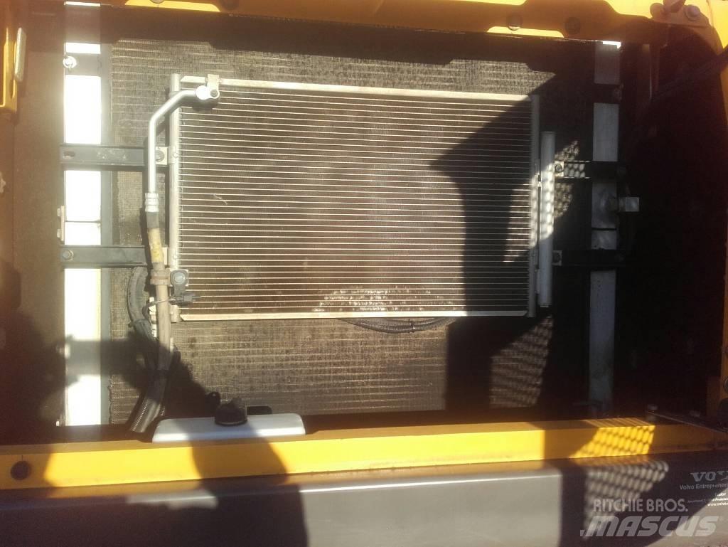 Volvo EC250DL Raupenbagger