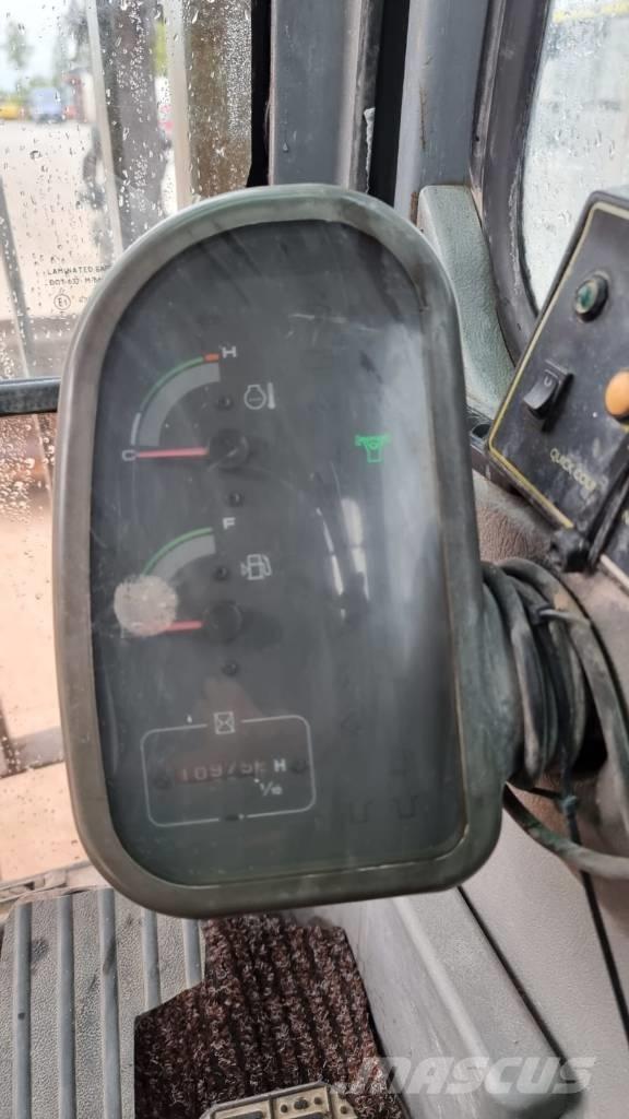 Volvo EC 210 B LC Raupenbagger