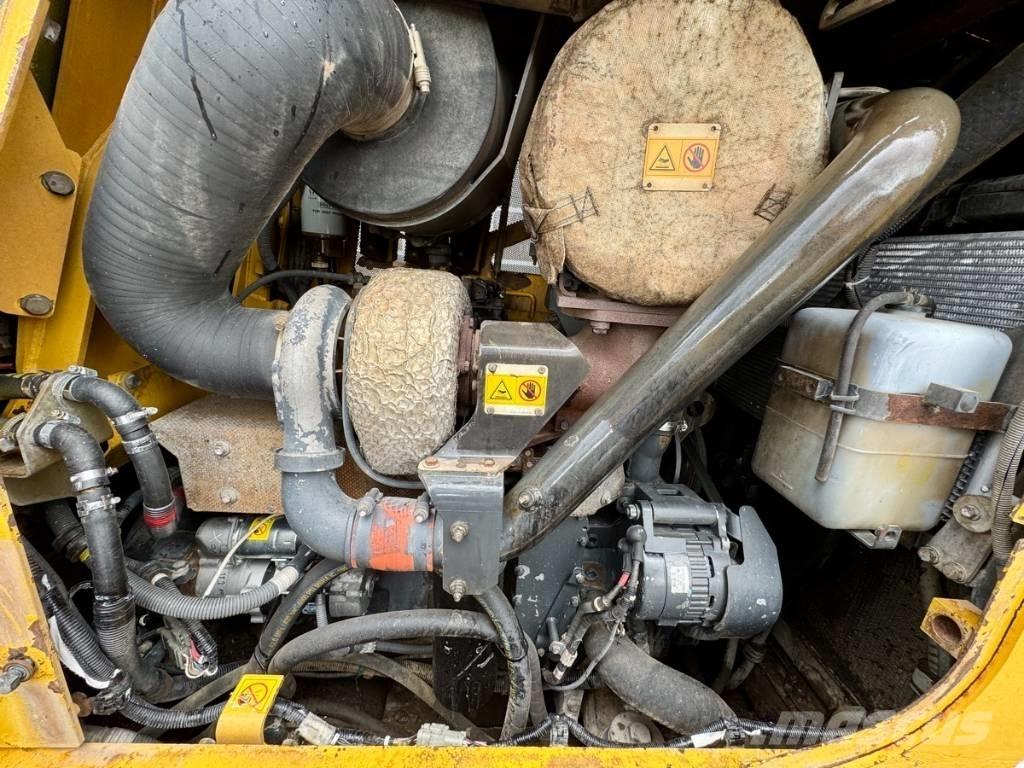 Komatsu D 65 WX-16 Bulldozer