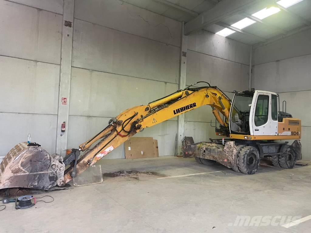 Liebherr A 904 C Mobilbagger