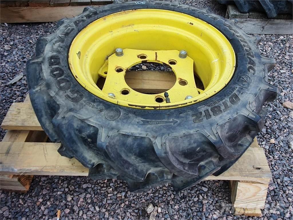 Goodyear 200/70R16 Reifen