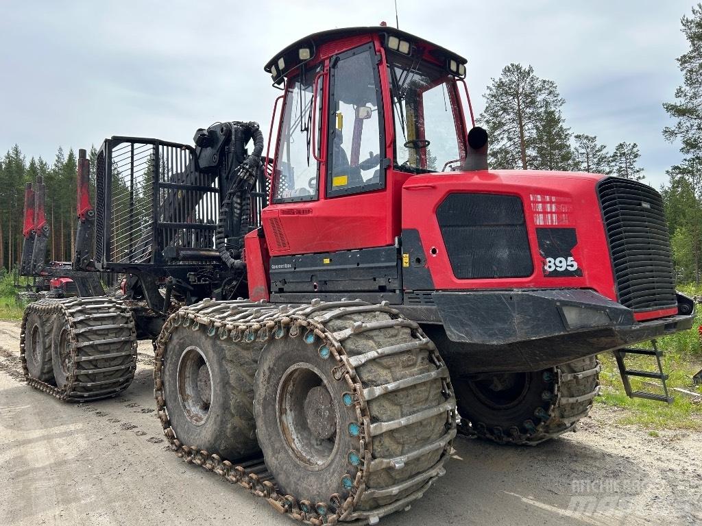 Komatsu 895 Forwarder