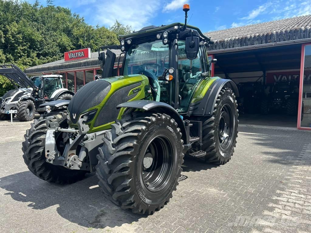 Valtra N 174 A Traktoren