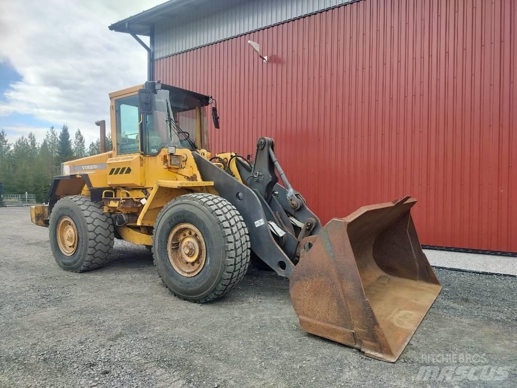 Volvo L90C Radlader