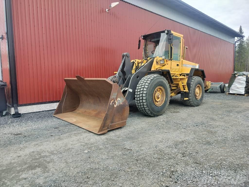 Volvo L90C Radlader