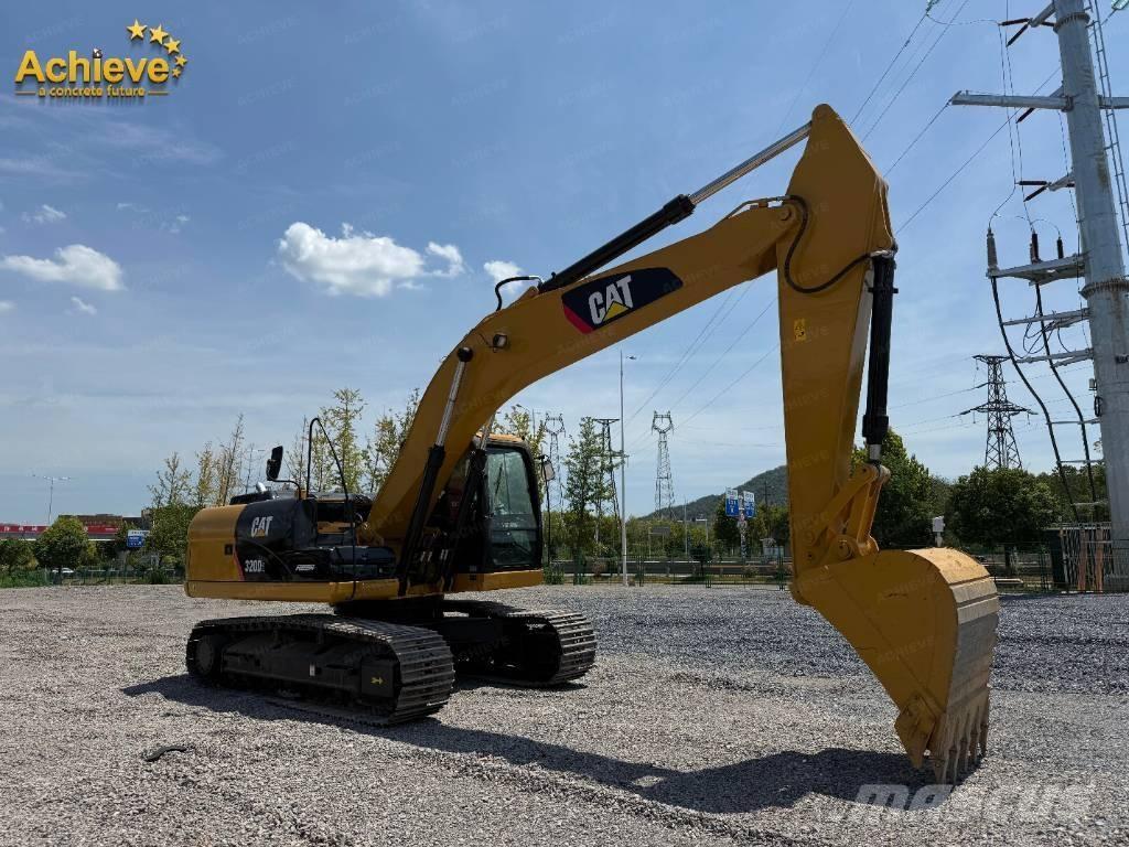 CAT 320 D2 Raupenbagger