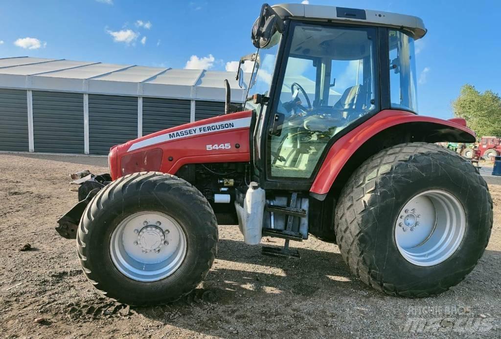 Massey Ferguson 5445 Traktoren