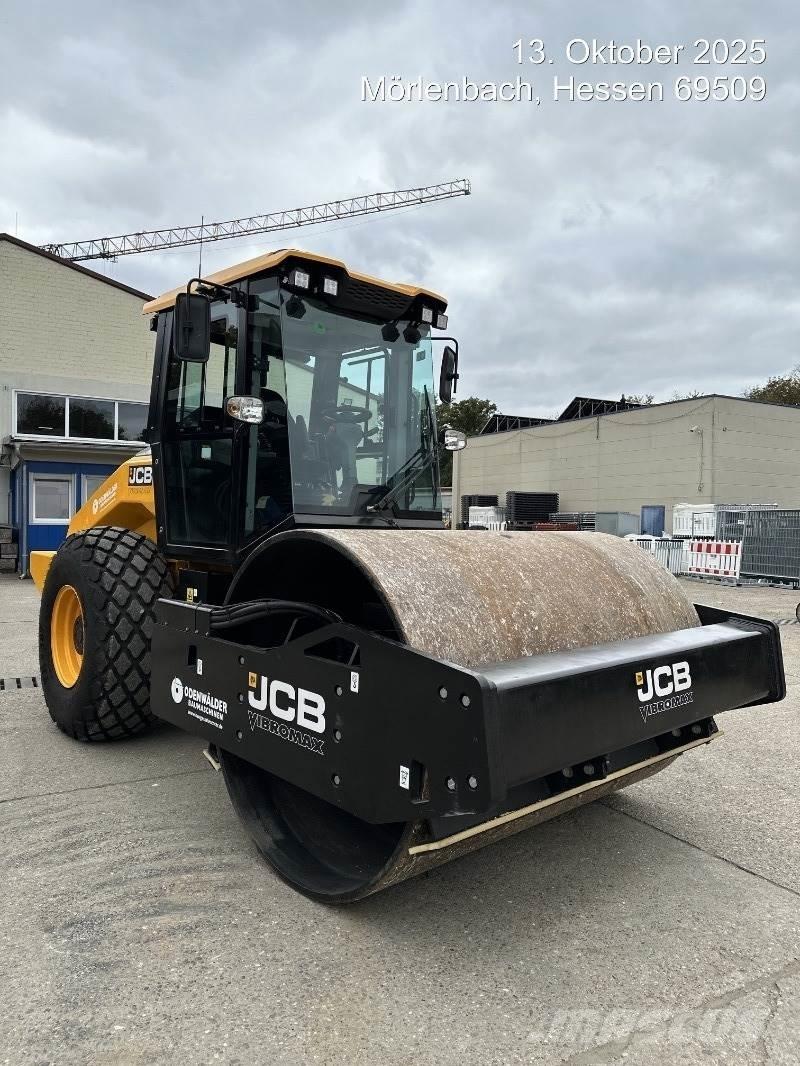 JCB VM118D Walzen