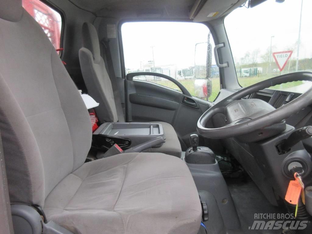 Isuzu N 75.190 Pritschenwagen mit Seilwinde