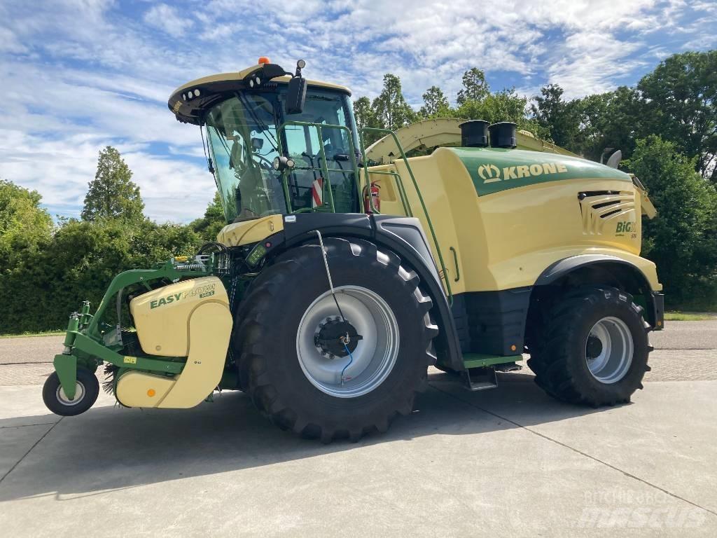 Krone BiG X 680 Selbstfahrende Häcksler