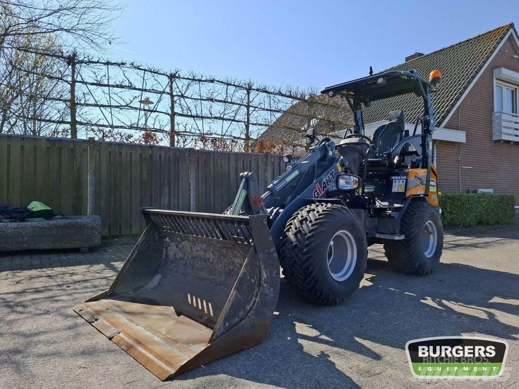 GiANT G2500 Minilader