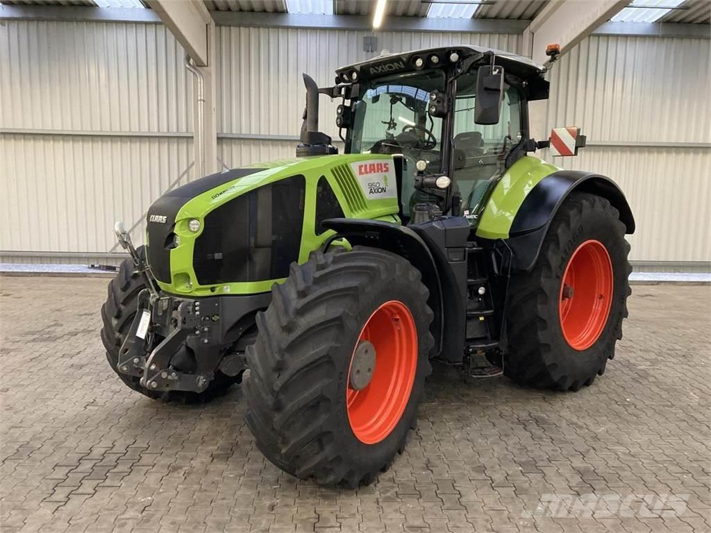 CLAAS Axion 950 Traktoren