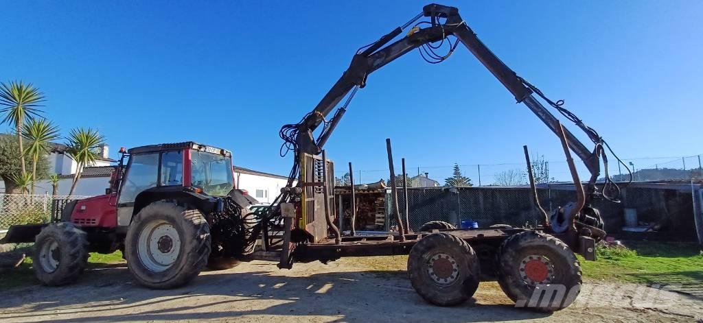 Valtra 6400 Forsttraktoren