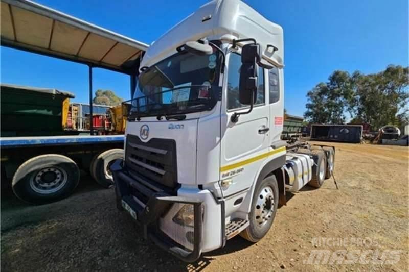 UD TRUCKS QUON Andere Fahrzeuge