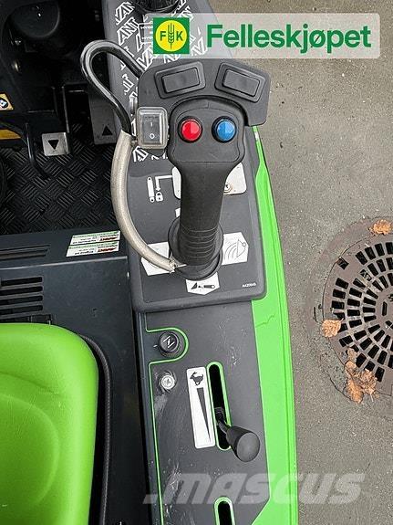 Avant 220 Kompaktlader