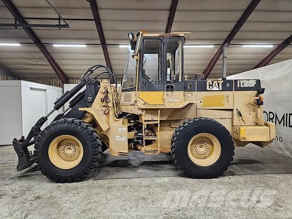 CAT IT28F Radlader