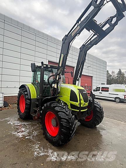 CLAAS Ares 697 Traktoren