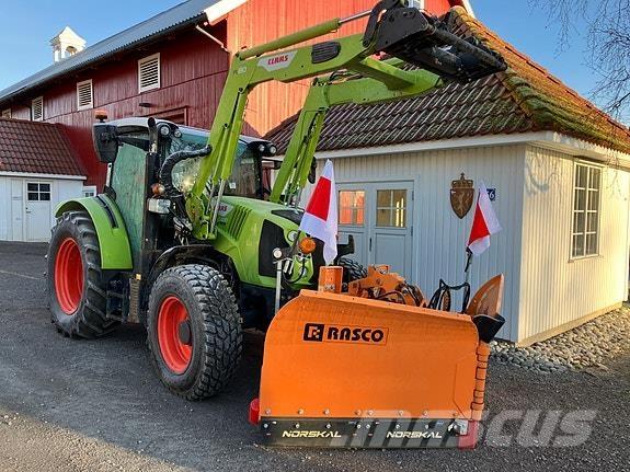 CLAAS Arion 420 Traktoren